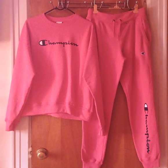 WOMENS 2PCS CHAMPION SWEATSUIT - Picture 4 of 6